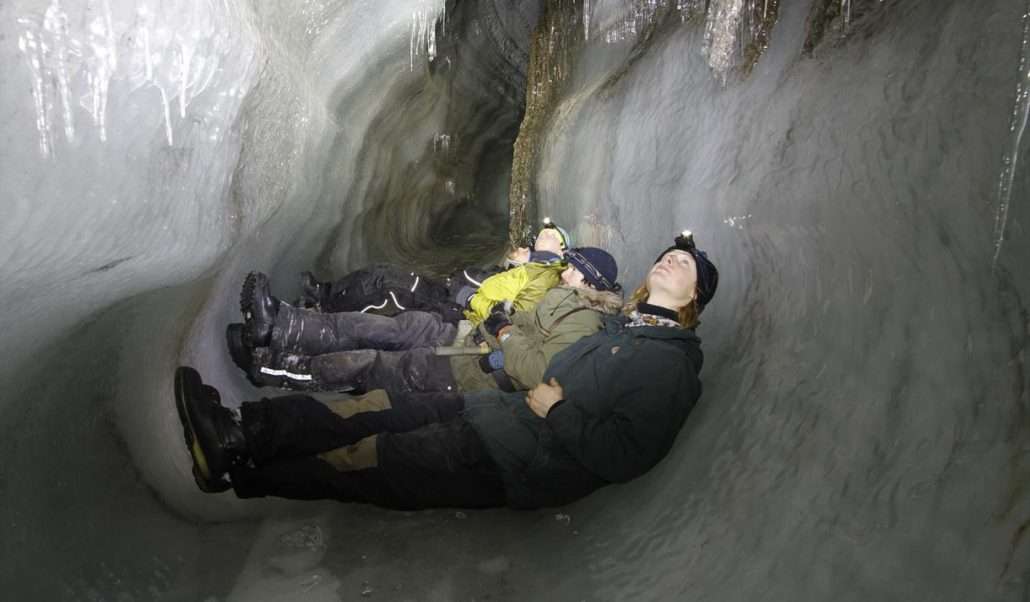Dogsledding to ice cave